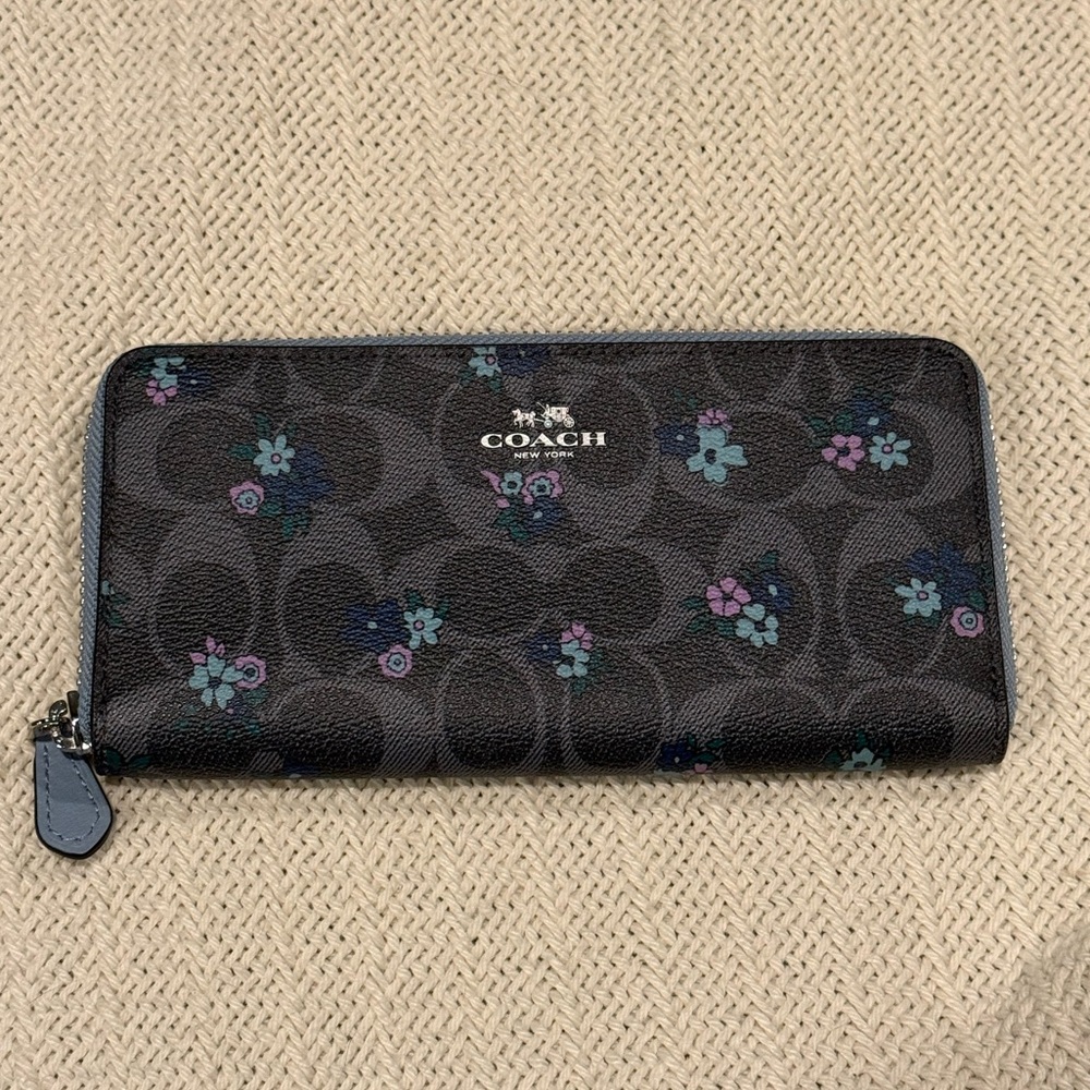 Coach Black and Purple Floral Women's Wallet